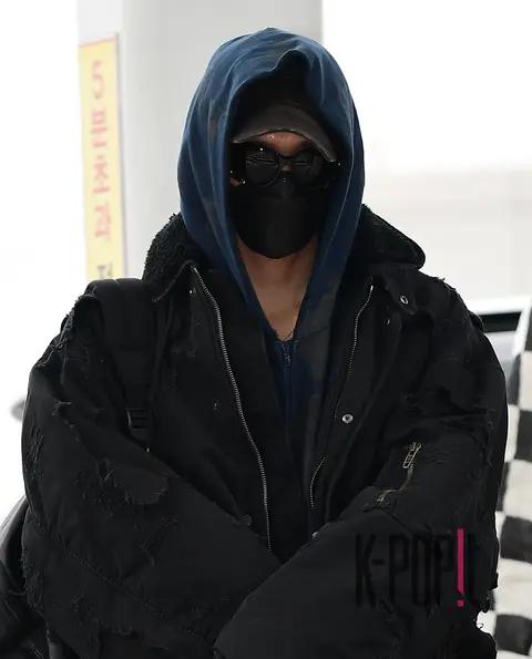 Taeyong (NCT 127) — Airport