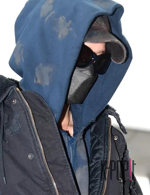 Taeyong (NCT 127) — Airport