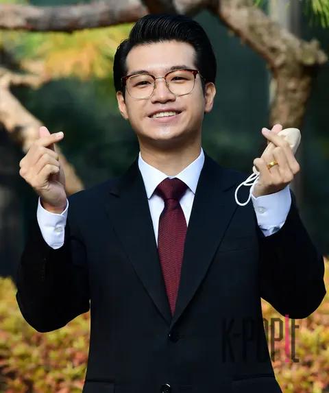 Cho Myung-sup — Arrival