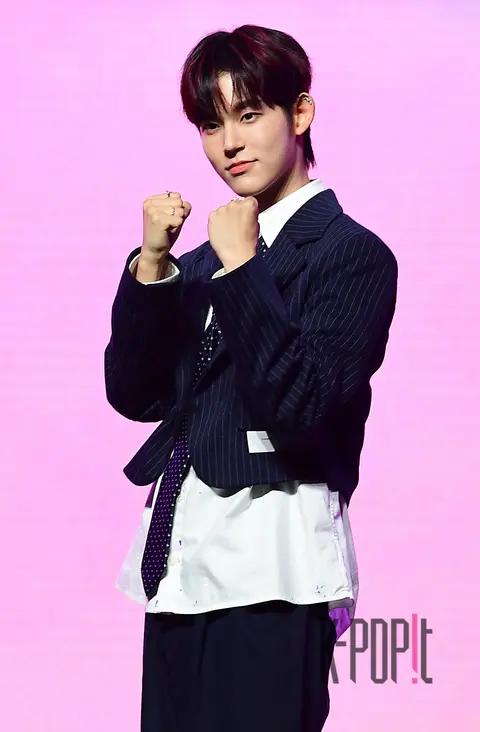 Seowon (Nine.I) — Showcase