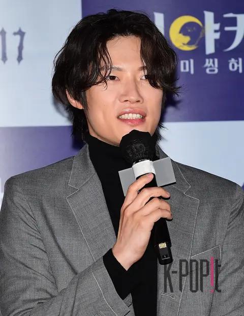 Shin Ju-hwan — Midnight Café Press Screening