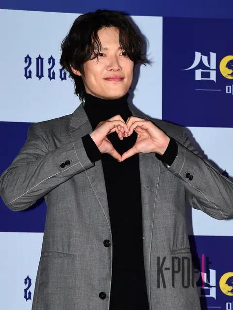 Shin Ju-hwan — Midnight Café Press Screening