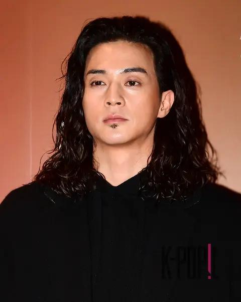 Kim Ji-hoon — Launch