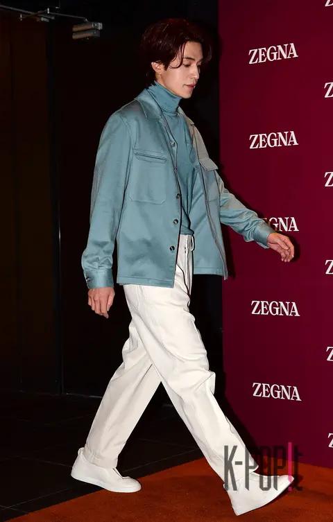 Lee Dong-wook — Launch