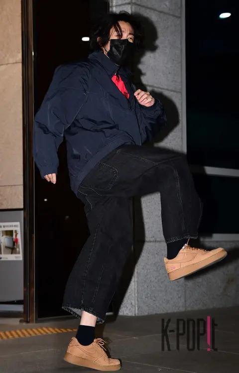 Jungkook (BTS) — Airport