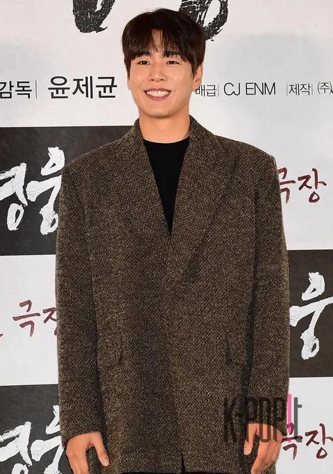 Lee Hyun-woo — Hero Production Briefing