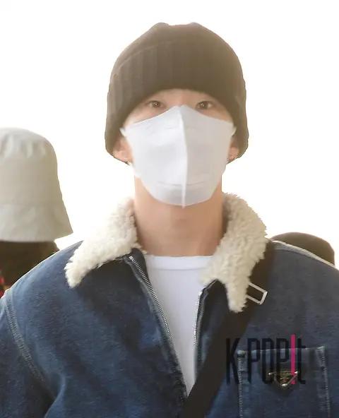 Hoshi (SEVENTEEN) — Airport