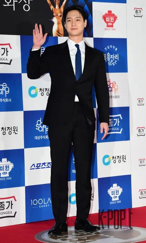 Koh Kyung-pyo — Blue Dragon Film Awards