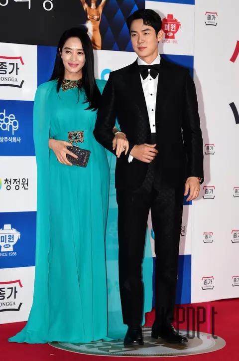 Kim Hye-soo, Yoo Yeon-seok — Blue Dragon Film Awards