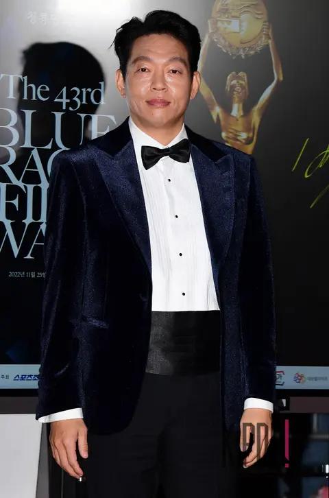 Park Ji-hwan — Blue Dragon Film Awards