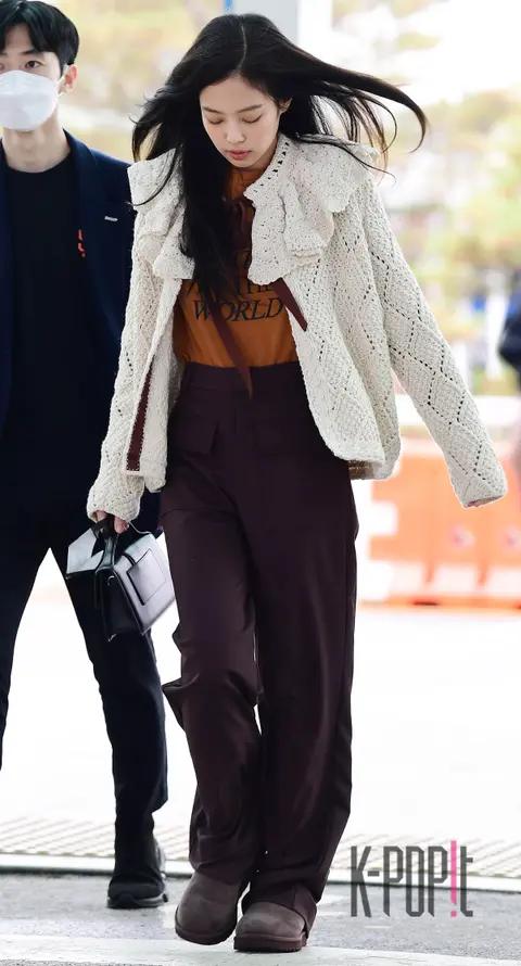 JENNIE — Airport