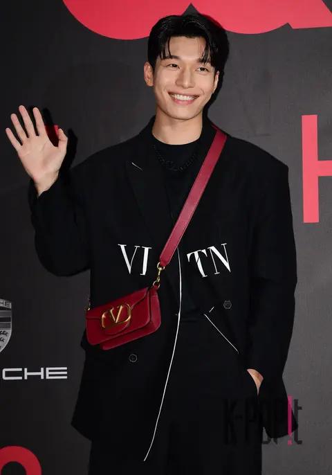 Wi Ha-joon — Launch