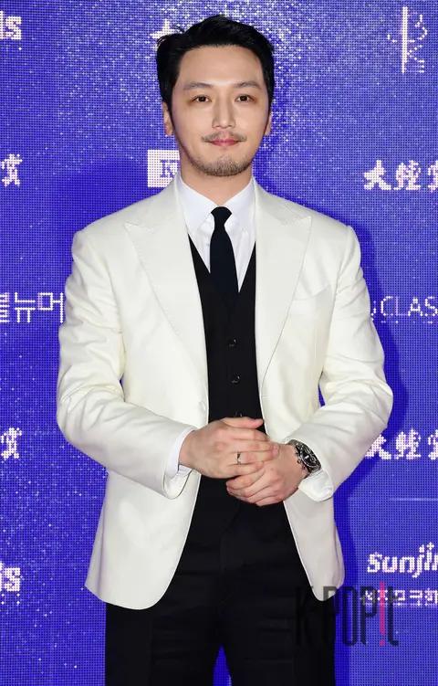 Byun Yo-han — Grand Bell Awards