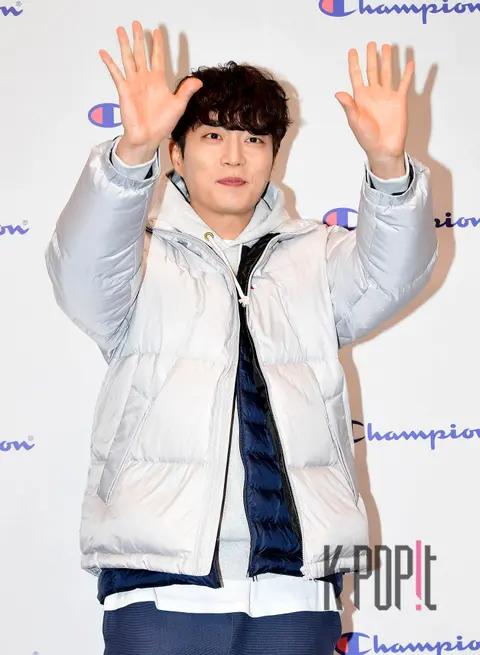 Yoon Doo-joon — Launch