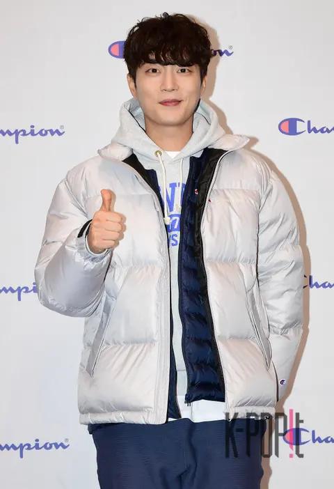 Yoon Doo-joon — Launch