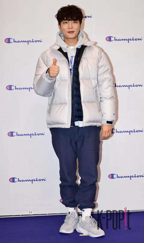 Yoon Doo-joon — Launch