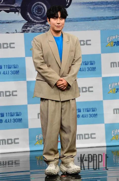 Lee Si-eon — Around the World Since Birth Production Briefing