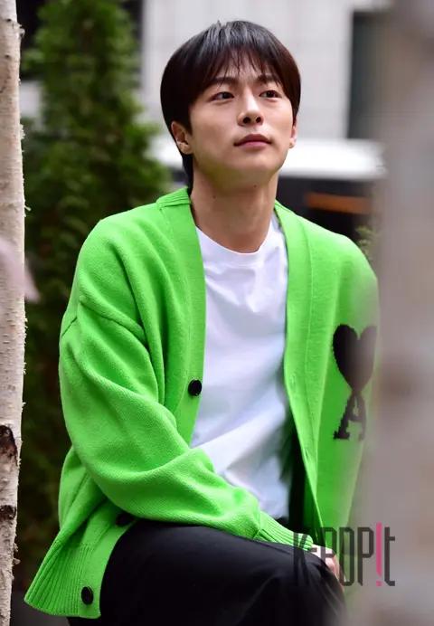 Bae In-hyuk — Interview