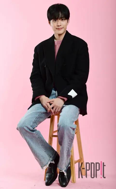 Yoo Seon-ho — Interview