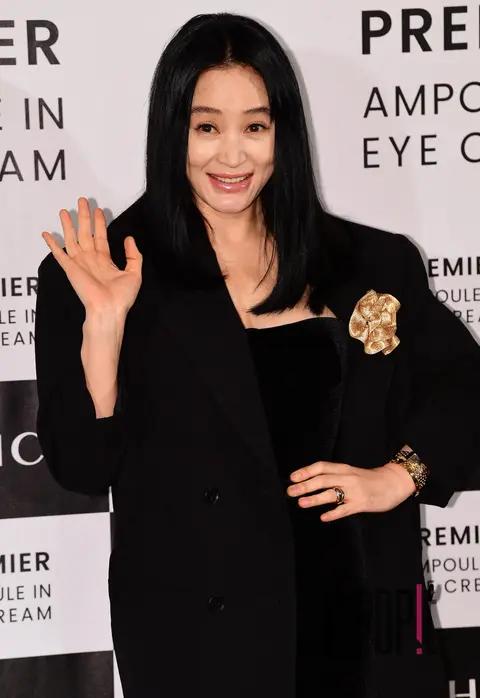 Kim Hye-soo — Launch