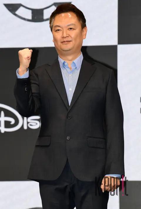 Director Kang Yun-sung — Casino Production Briefing