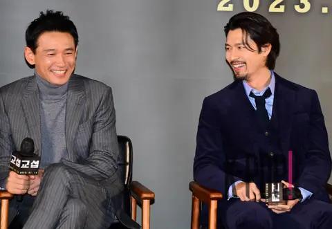 Hwang Jung-min, Hyun Bin — Negotiation Production Report Meeting