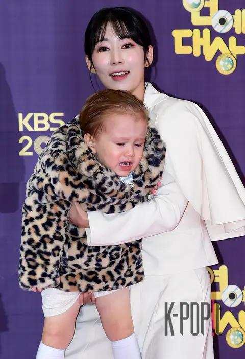 Sayuri, Jen — KBS Entertainment Awards