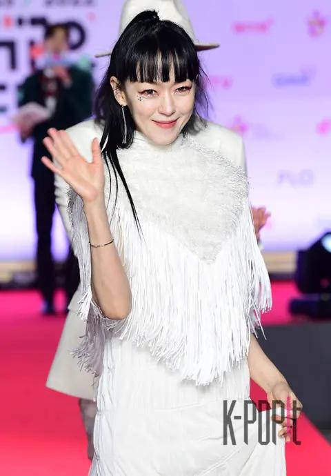 Kim Yoon-a (Jauria) — SBS Gayo Daejeon