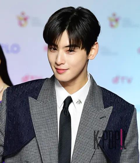Cha Eun-woo — SBS Gayo Daejeon