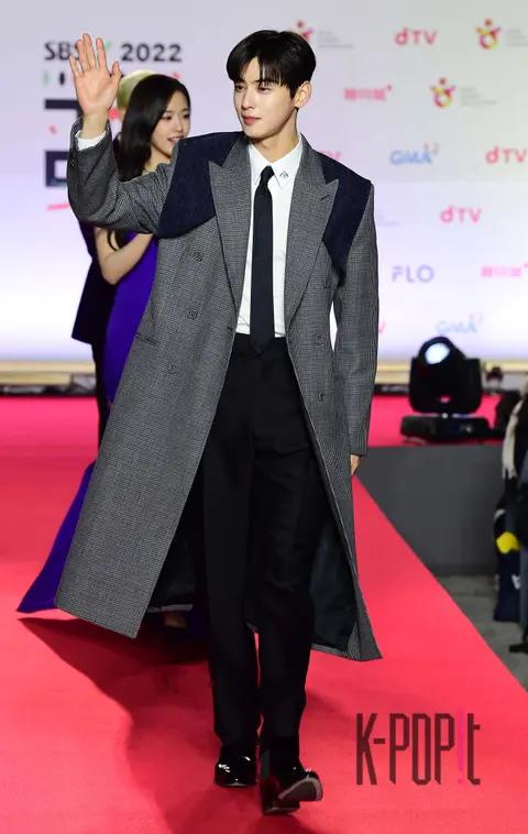 Cha Eun-woo — SBS Gayo Daejeon