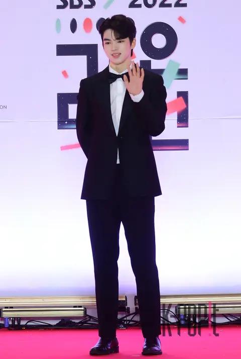 Cha Jun-hwan — SBS Gayo Daejeon