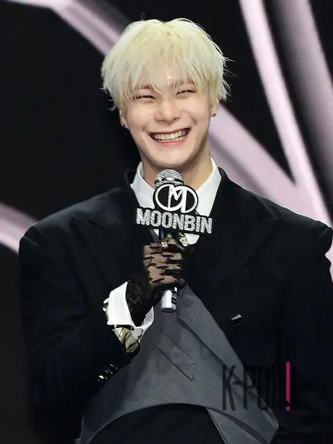 Moonbin — Showcase