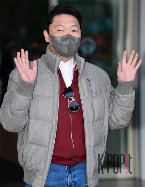PSY — Airport