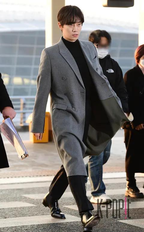 Lee Junho — Airport