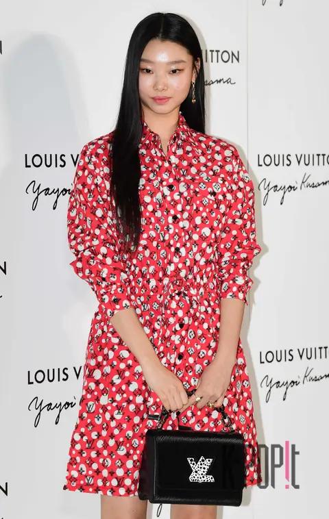 Bae Yoon-young — Launch