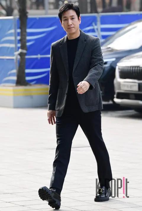 Lee Seon-gyun — Arrival
