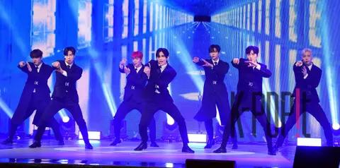 SF9 — Showcase