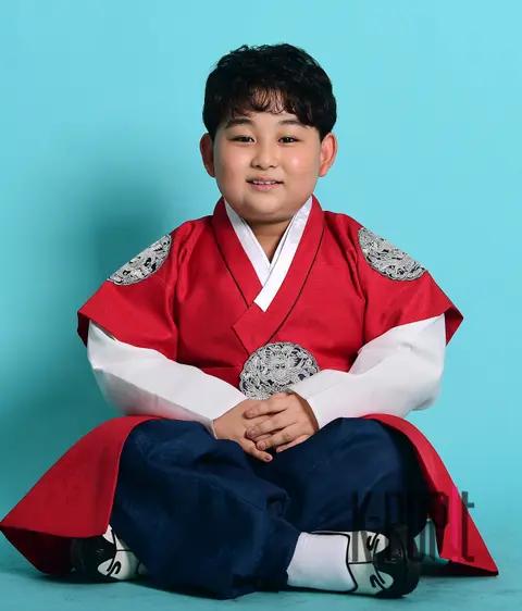 Ho Dong-gun — Interview