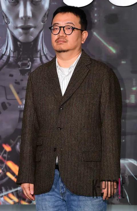 Director Yeon Sang-ho — Jung-i Production Briefing