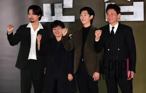 Hyun Bin, Director Lim Soon-rye, Kang Ki-young, Hwang Jung-min — Negotiation Press Screening