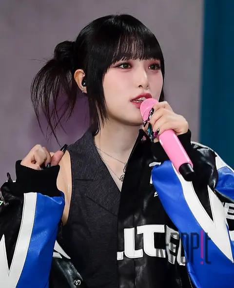 Choi Ye-na — Showcase