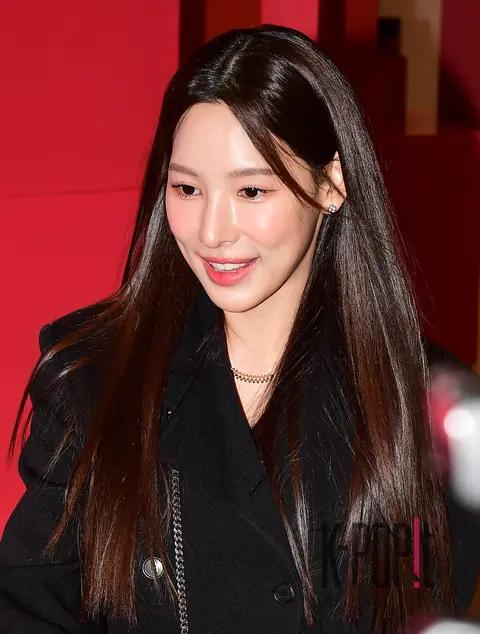 Lee Na-yeon — Launch