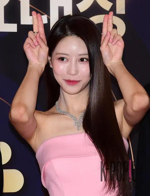 Lee Mi-joo — Seoul Music Awards