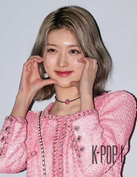 Gaeul (IVE) — Launch