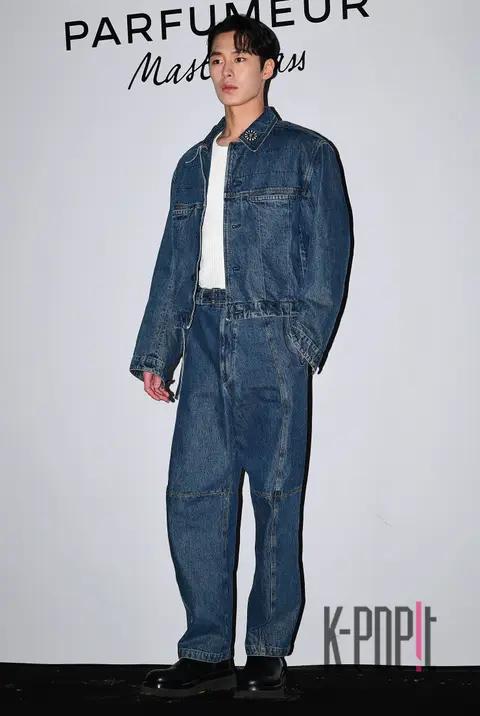 Lee Jae-wook — Launch