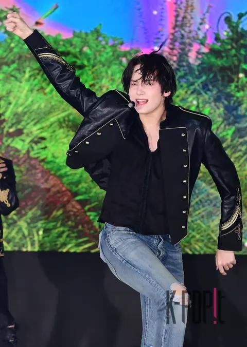 Huening Kai (TXT) — TXT Showcase