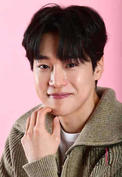 Kang Yu-seok — Interview