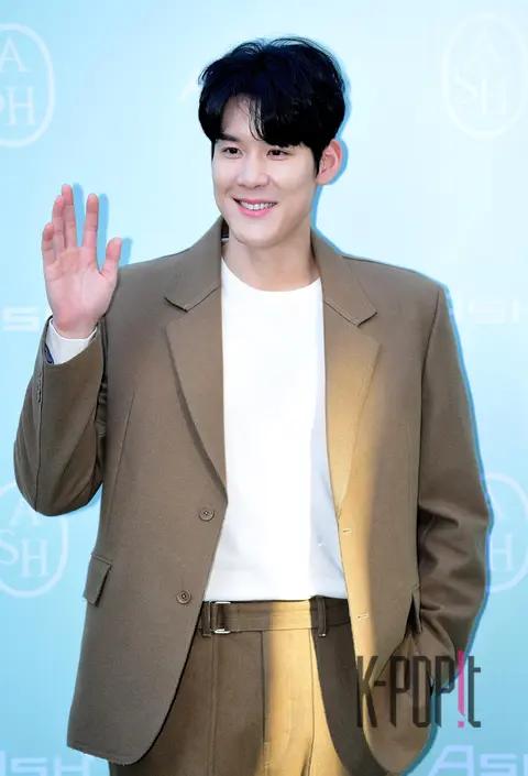 Park Tae-hwan — Launch