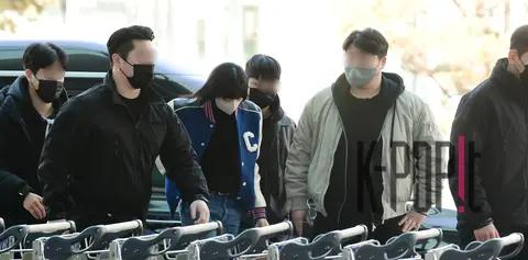 LISA (BLACKPINK) — Airport