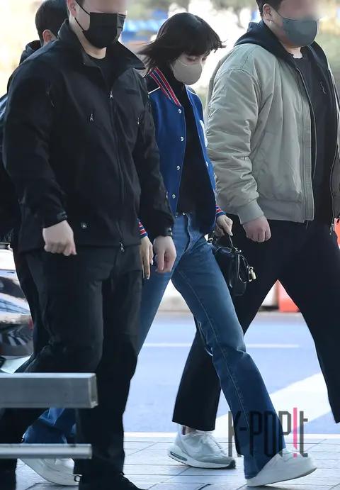 LISA (BLACKPINK) — Airport